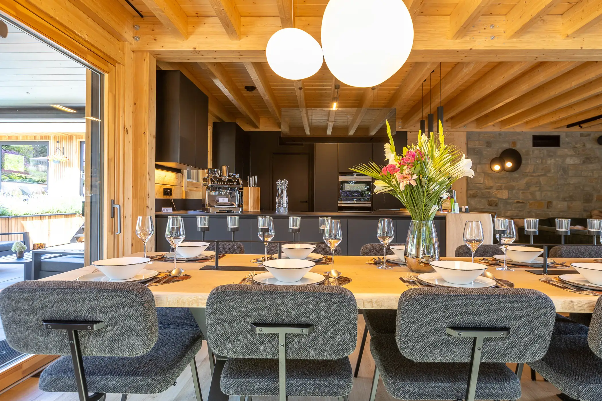 Cottage for 10 people in Tenneville Villa Wood